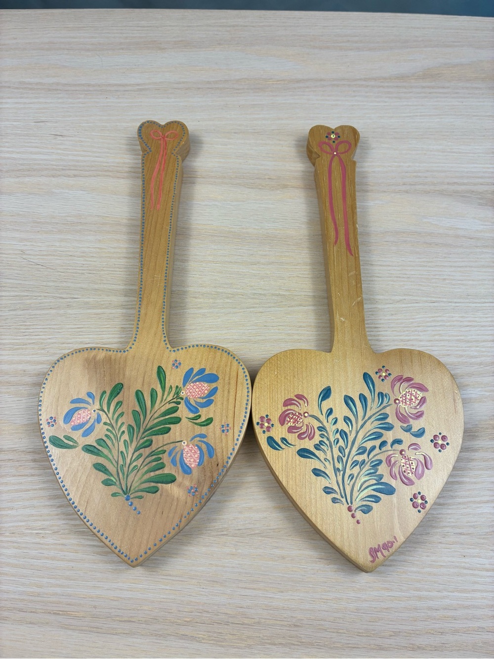 Vintage Hand Painted Folk Art Heart Wall Hangings Set of 2
